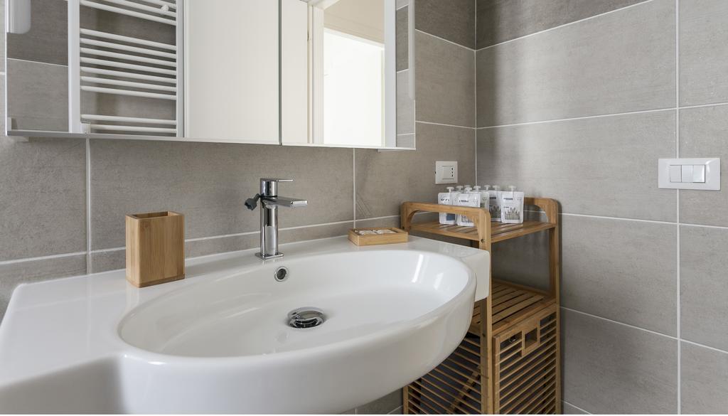 Italianway-Veniero 8 Apartment Милано Екстериор снимка